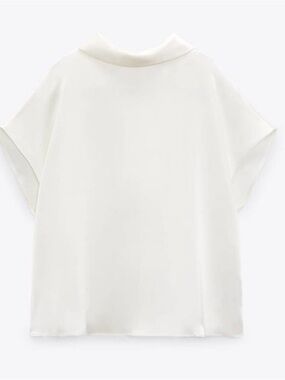 Zara Ivory Short-Sleeve Boxy Blouse
